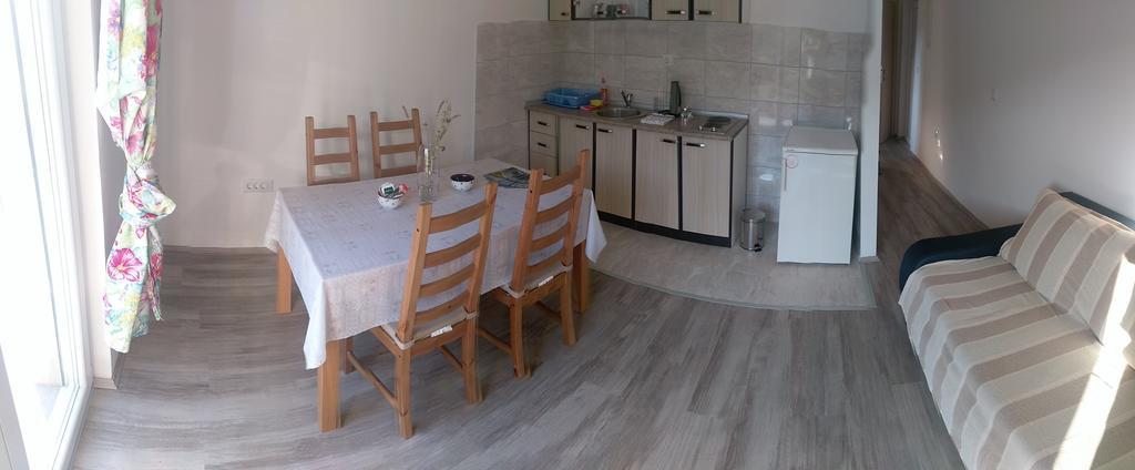 Apartments Sadina Скрадин Экстерьер фото